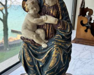 Madonna & Child. Signed. Photo 1 of 2.