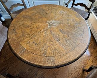 Vintage Oak Pedestal Table / Game Table. Photo 1 of 3.