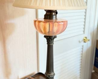 Vintage Table Lamp. Photo 1 of 2.