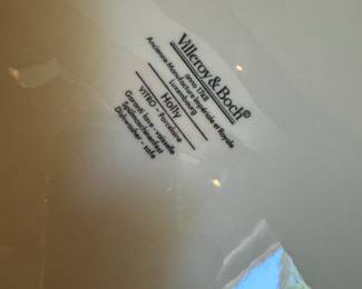 of 14 Villeroy & Boch (Holly Pattern) Dinner Plates. Photo 2 of 2.