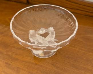 Lalique Crystal Nogent Bowl. Photo 2 of 3.