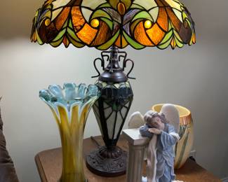Tiffany style stained glass lamp 