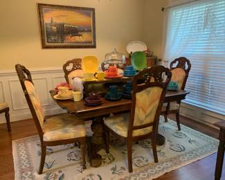 Vintage dining table with 6 chairs