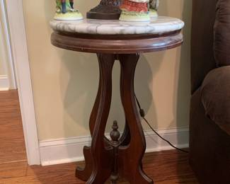 Marble top accent table 
