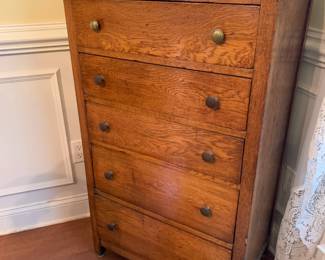 5-drawer chest of drawers 