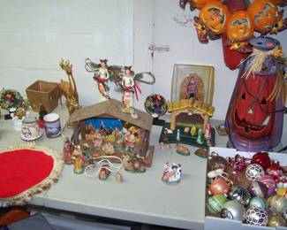 HALLOWEEN & CHRISTMAS