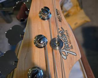 Fender Standard Jazz Bass Fretless