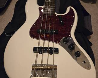 Fender Squier Jazz Bass