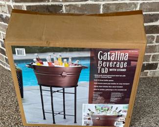 Outdoor beverage tub 