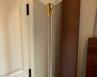 Floor lamp 