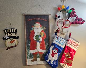 Christmas Decor & Stockings