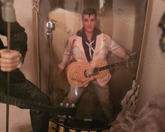 Elvis Presley The Sun Never Sets On A Legend Teen Idol Doll 1993 Hasbro