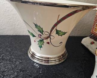 Lenox Holiday Nouveau Bowl