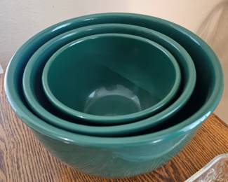 Chantal Green Ceramic Set of Mixing Bowls