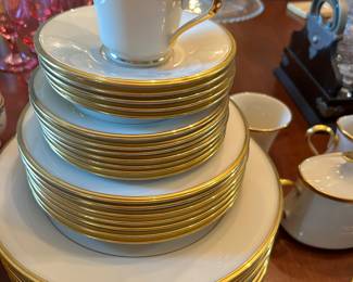 Lenox eternal - 11 plates, cream and sugar, 7 dessert, 7 salad and 5 cup and saucer 