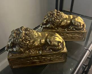 Lion bookends 