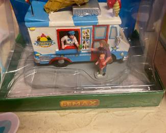 Le Max Ice Cream Truck NRFB