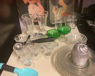 Vintage Ice Cream Cups, Dishes, Alum Jello Cups