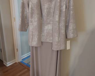 Ladies New w/tags Formal Dress