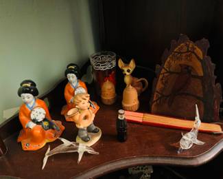 JAPAN FIGURINES