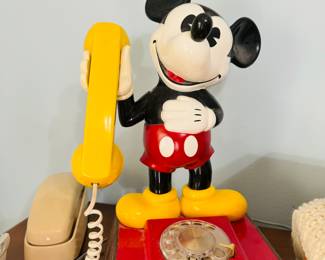 MICKEY MOUSE DIAL PHONE