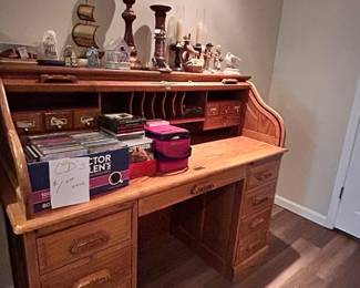Nice Roll Top Desk CHEAP!