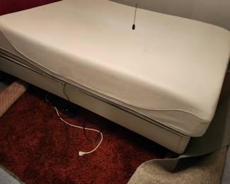 Adjustable bed