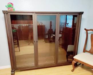 ANTIQUE CABINET WITH SHELVES