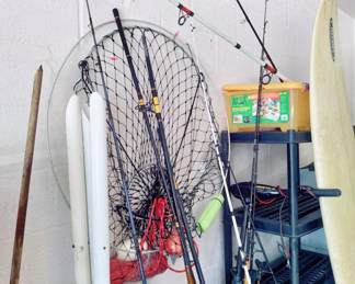 LOTS OF FISHING RODS ! SOME OCEAN & IN SHORE, SALT WATER ROD, SOME SHIMANO REELS