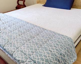 KING POSTUREPEDIC MATTRESS - ONLY 