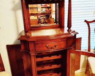 REALLY NICE VINTAGE BAR