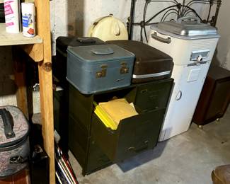 Luggage, Metal vintage Army 2-drawer file cabinet