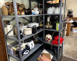 Small kitchen appliances & dishwater