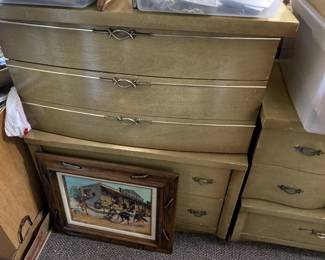 Vintage Chest of Drawers