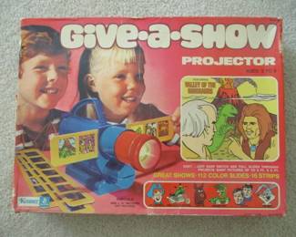 Give-a-Show Childs Projector