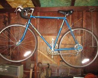 Men's Schwinn Bicycle