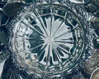 Beautiful ornate bowl with “L” monogram in center 