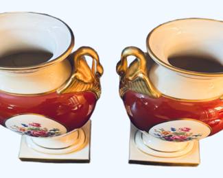 Beautiful Lenox vase pair 