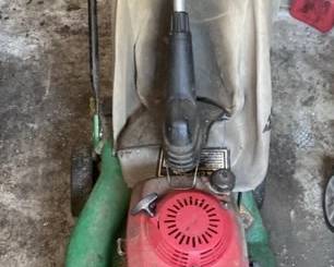 SCOTTS Lawn Mower With Weed Edger