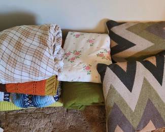 Vintage Throw Blankets Pillows