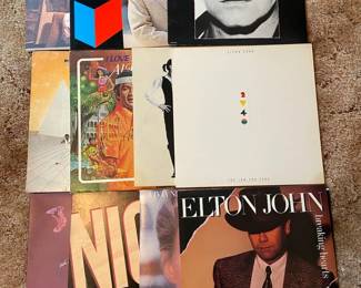 12 Vinyl Record Of Linda Ronstadt And Other