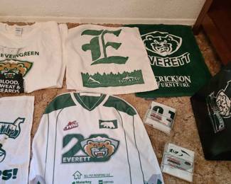 Everett Silvertips Memorabilia