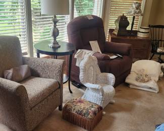 Club chair |Recliner/lift chair and more