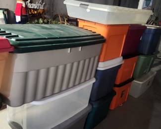 lots of tote---large ones too