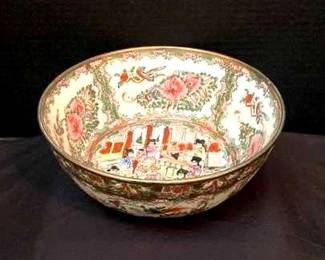 "Willow Creek Showcase" in Augusta, GA. Starts Closing Sat 7/13 at 8p. Pickup is Mon 7/15 from 1-6p. Please click here to view more photos, descriptions, and current bids: https://ctbids.com/estate-sale/29602