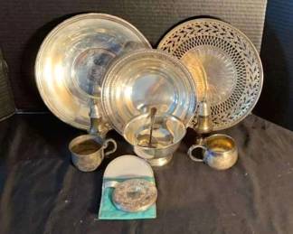 "Willow Creek Showcase" in Augusta, GA. Starts Closing Sat 7/13 at 8p. Pickup is Mon 7/15 from 1-6p. Please click here to view more photos, descriptions, and current bids: https://ctbids.com/estate-sale/29602