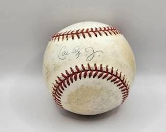 CAL RIPKEN JR. SIGNED BASEBALL