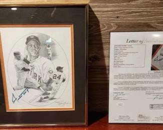 SIGNED WIILIE MAYS #604 of 750 original Willie
Mays Lithographs. Tommy Heusdon original Sketch signed and numbered by the Artist himself. Also Signed by Wille Mays. VERY NICE BOLD SIGNATURE. Comes with Certification on the Art work and A Full Letter of Authenticity on the Willie Mays Autograph. One of a kind Piece.