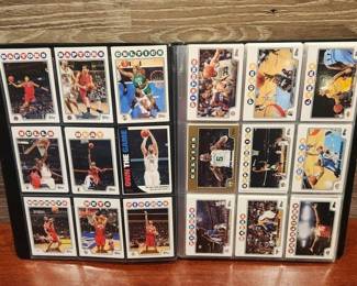  BINDER FULL OF TOPPS BASKETBALL CARDS