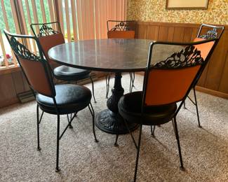 Perfect Vintage Table with 5 chairs, cast iron base